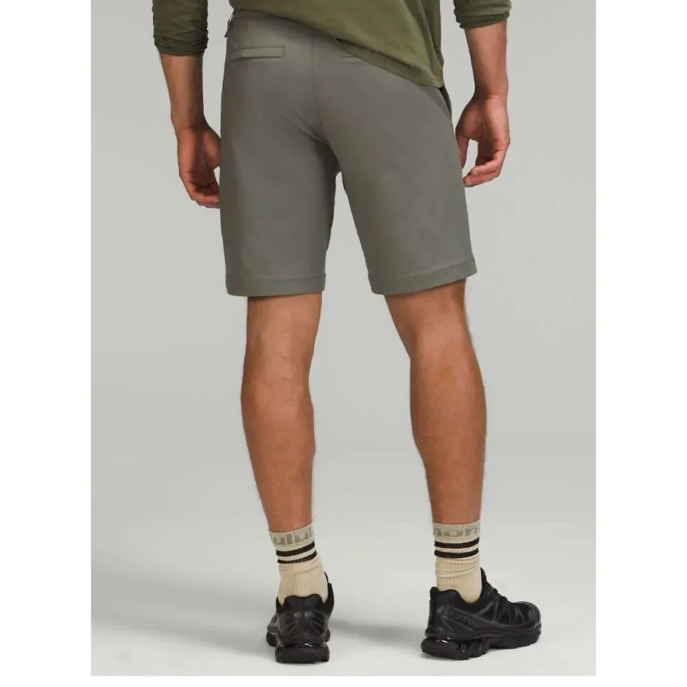 Lululemon Commission Classic-Fit Short 9